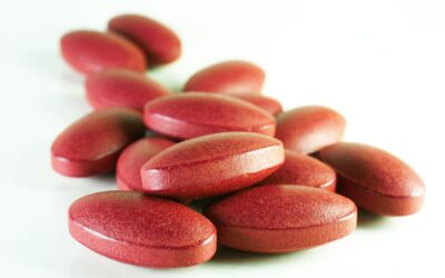 Eisenmangel bei Frauen: Warum er so oft übersehen wird und was das mit Hormonen, Zyklus, Entzündungen & Kinderwunsch zu tun hat